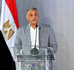 محافظ الإسماعيلية: الدولة تعمل على توفير كافة أشكال الدعم للقطاع الخاص والمستثمرين