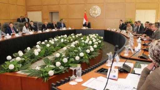وزير الكهرباء يترأس أول اجتماع للجهاز التنفيذي للاشراف على مشروعات إنشاء المحطات النووية
