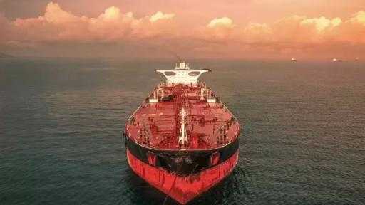 تداول 15 ألف طن بضائع و840 شاحنة بمواني البحر الأحمر