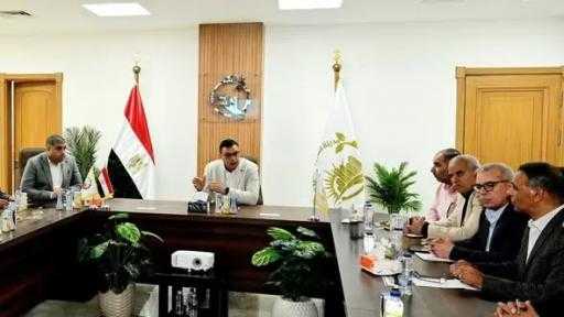 وزير الإسكان يٌوجه بطرح كافة الأراضي الشاغرة بالعبور الجديدة للمستثمرين لتعظيم الاستفادة... وزير الإسكان يٌوجه بطرح كافة الأراضي الشاغرة بالعبور الجديدة للمستثمرين لتعظيم الاستفادة منها