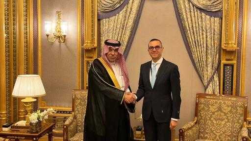 وزير الاستثمار: الاستثمارات السعودية في مصر تبلغ 25 مليار دولار وزير الاستثمار: الاستثمارات السعودية في مصر تبلغ 25 مليار دولار