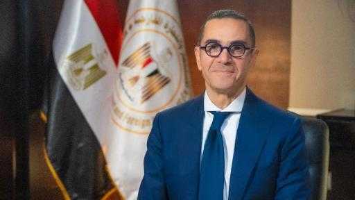 مصر تنجح في تحقيق توافق إفريقي حول قواعد المنشأ بقطاعات الملابس والمنسوجات... مصر تنجح في تحقيق توافق إفريقي حول قواعد المنشأ بقطاعات الملابس والمنسوجات والسيارات