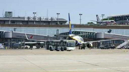 توقف مؤقت لحركة الملاحة الجوية في مطار بريمن بعد رصد تحليق طائرة مسيرة