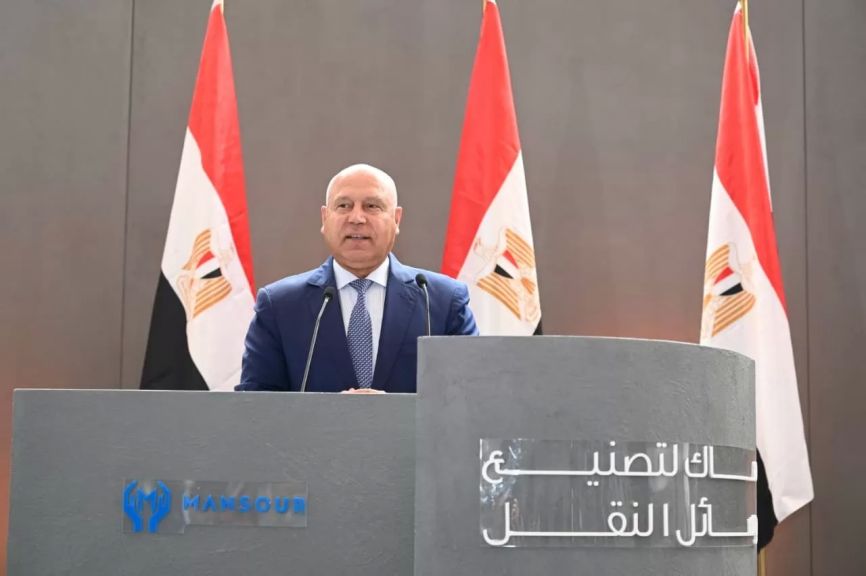 وزير الصناعة والنقل