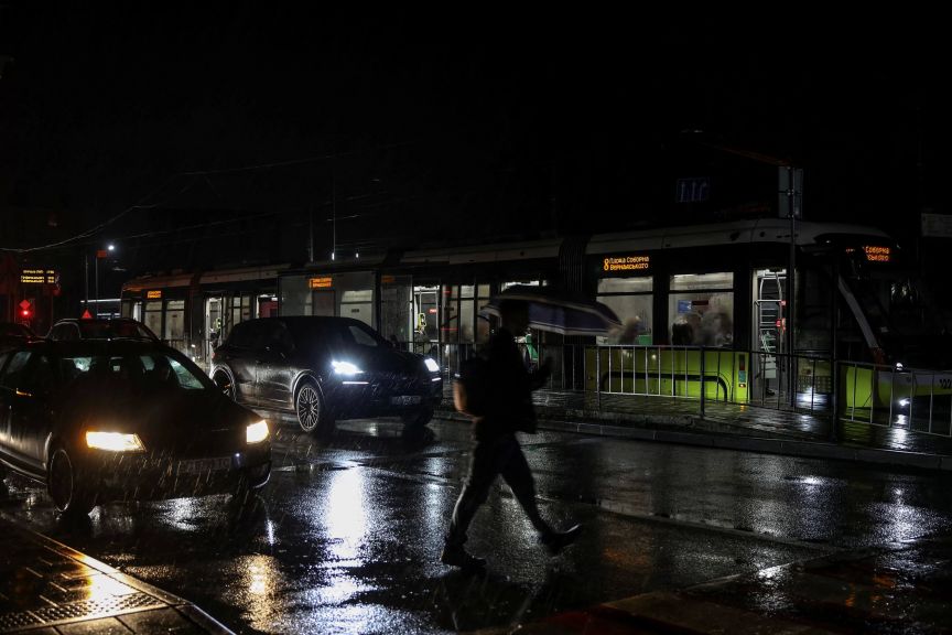 قفزة في واردات الكهرباء الأوكرانية في أكتوبر وسط هجمات روسية