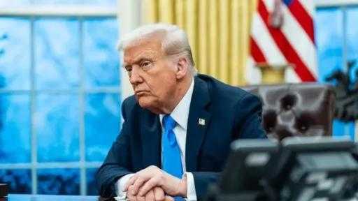 ترامب يعلن اتفاقات مع إيلي ليلي ونوفو نورديسك لخفض أسعار أدوية السمنة ترامب يعلن اتفاقات مع إيلي ليلي ونوفو نورديسك لخفض أسعار أدوية السمنة