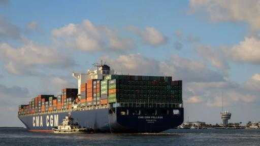 تضم ذرة وفول وحديد.. ميناء دمياط يستقبل 54630 طنًا من البضائع تضم ذرة وفول وحديد.. ميناء دمياط يستقبل 54630 طنًا من البضائع