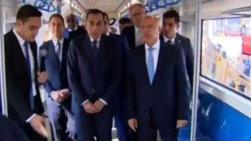 رئيس الوزراء يتفقد قطار فِيلارو Velaro عالي السرعة رئيس الوزراء يتفقد قطار فِيلارو Velaro عالي السرعة