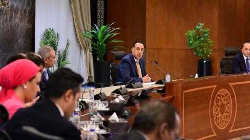 رئيس الوزراء: نستهدف استقطاب مصانع عملاقة تنتج على الأقل 100 ألف سيارة سنويًا