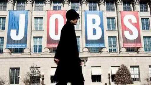 ظاهرة الوظائف الوهمية تُفاقم حالة الضبابية في سوق العمل الأمريكية ظاهرة الوظائف الوهمية تُفاقم حالة الضبابية في سوق العمل الأمريكية