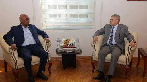 ”قناة السويس” تُناقش التعاون مع السودان في تطوير المواني وتقديم الخدمات اللوجستية