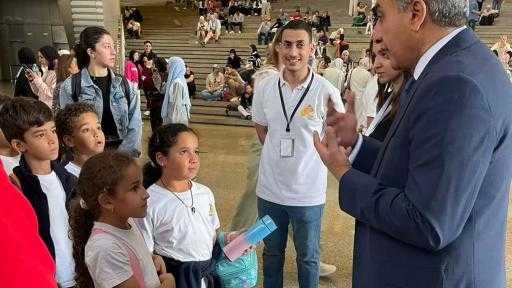 وزير السياحة يتابع حركة الزائرين ويطمئن على انتظام الزيارة بالمتحف المصري الكبير