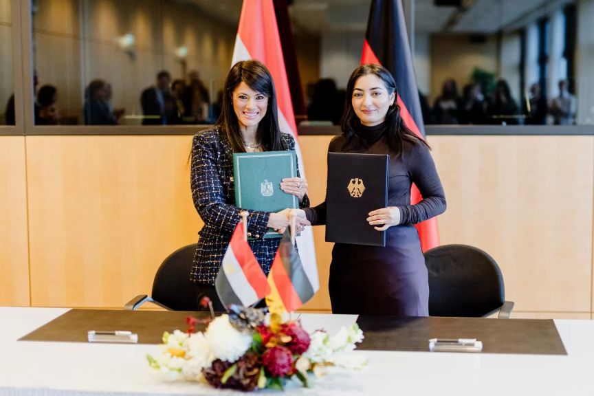 توقيع الاتفاقيات