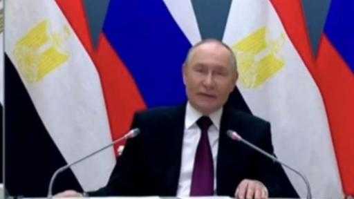 بوتين للرئيس السيسي: أثق بأن العلاقات بين بلدينا سوف تزدهر لصالح شعبينا الروسي والمصري