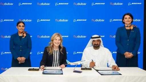 فلاي دبي توقع اتفاقية لشراء 75 طائرة بوينغ 737 ماكس بقيمة 13... فلاي دبي توقع اتفاقية لشراء 75 طائرة بوينغ 737 ماكس بقيمة 13 مليار دولار