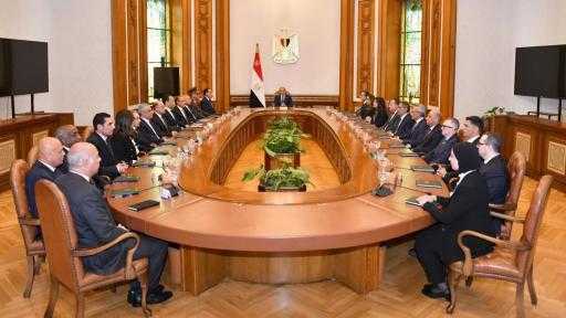 الرئيس السيسي للحكومة: يجب مواصلة إجراء التطوير والإصلاح في مؤسسات وأجهزة الدولة