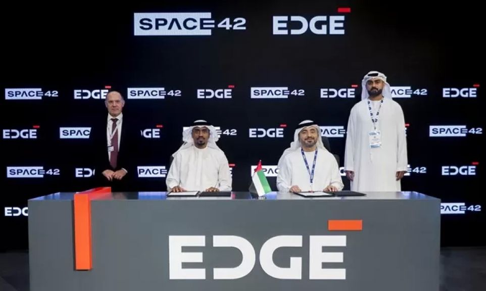 شراكة بين إيدج وسبيس 42 لتصنيع محلي لأنظمة اتصالات الأقمار الصناعية