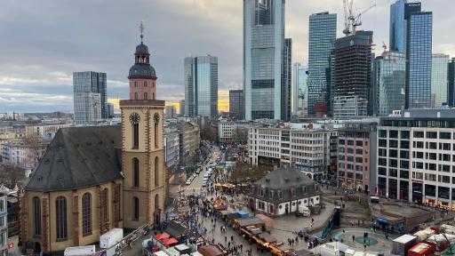إيجارات المكاتب الفاخرة في فرانكفورت تسجل مستويات قياسية رغم مرونة العمل