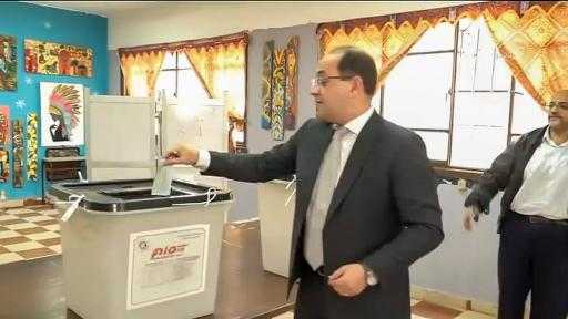 وزير المالية يُدلي بصوته في انتخابات مجلس النواب