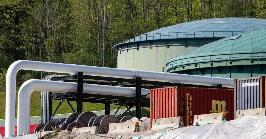 كندا تتوصل لاتفاق داخلي يمهد الطريق لإنشاء خط أنابيب نفطي