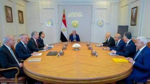 ”إيني” تعتزم ضخ استثمارات إضافية في مصر بإجمالي 8 مليارات دولار خلال... ”إيني” تعتزم ضخ استثمارات إضافية في مصر بإجمالي 8 مليارات دولار خلال السنوات الخمس المُقبلة