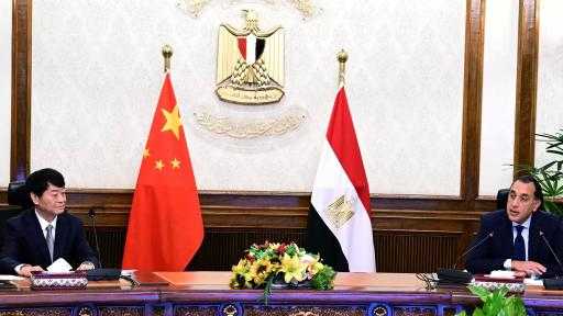 رئيس الوزراء: السوق المصرية تحظى بفرص استثمارية واعدة في مجالات توطين الصناعة ونقل التكنولوجيا