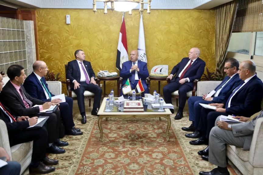 جانب من اللقاء