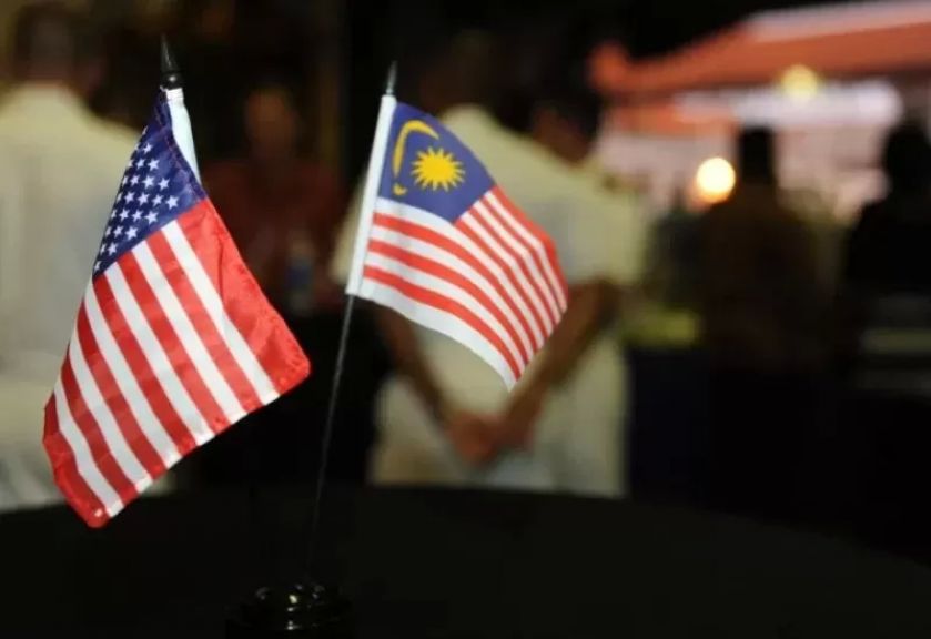 ماليزيا وأمريكا