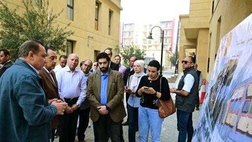 نسبة التنفيذ 98%.. رئيس الوزراء يتفقد مشروع الإسكان البديل ”روضة السيدة-2”| صور