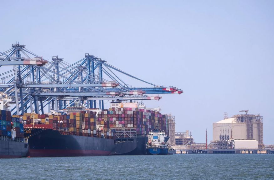 ميناء دمياط