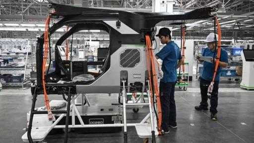 مسح: انكماش نشاط التصنيع في الصين على غير المتوقع خلال نوفمبر