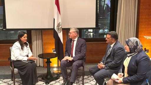 وزير البترول يناقش مع ”أنجلو جولد أشانتي” خططها للتنقيب عن الذهب وزير البترول يناقش مع ”أنجلو جولد أشانتي” خططها للتنقيب عن الذهب