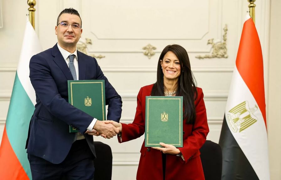 توقيع بروتوكول اللجنة