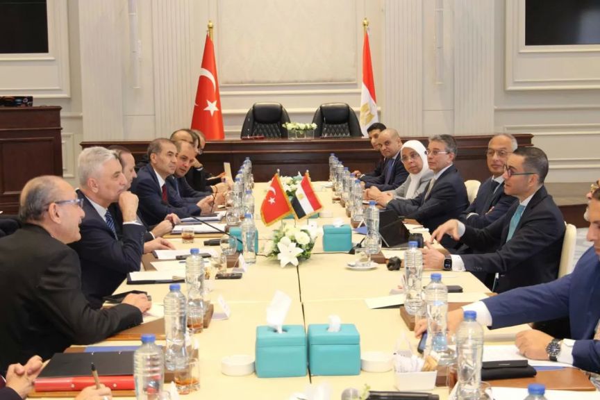 جانب من المباحثات