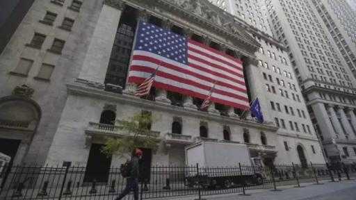 إنفاق المستهلكين بأمريكا يتباطأ في سبتمبر مع استمرار ارتفاع التضخم إنفاق المستهلكين بأمريكا يتباطأ في سبتمبر مع استمرار ارتفاع التضخم