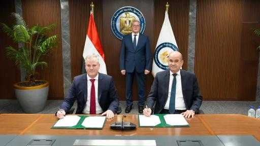 الأول من نوعه بمصر.. توقيع عقد رخصة الإنتاج لمشروع وقود الطائرات المستدام