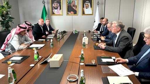 وزير البترول يناقش زيادة فرص الشركات المصرية في أعمال مشروع نيوم السعودي وزير البترول يناقش زيادة فرص الشركات المصرية في أعمال مشروع نيوم السعودي