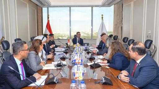 وزير التموين يُناقش مع شركة أمريكية إنشاء مركز عالمي لتخزين وتداول الحبوب بشرق بورسعيد