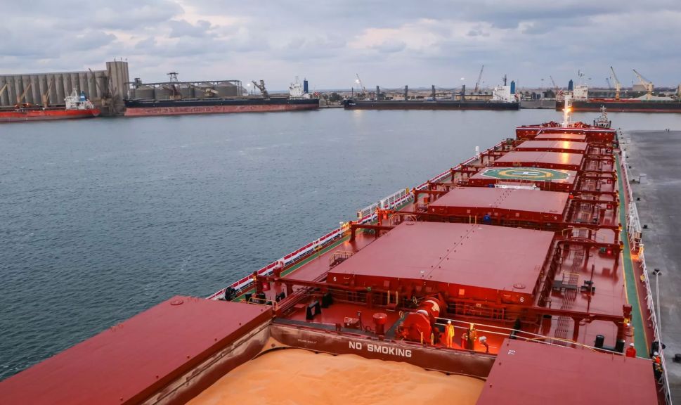 ميناء دمياط