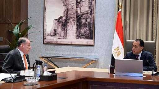 ”بلومبرج جرين” الأمريكية تعتزم التوسع في مصر بمجالات الصوامع والزراعة والمراكز اللوجستية... ”بلومبرج جرين” الأمريكية تعتزم التوسع في مصر بمجالات الصوامع والزراعة والمراكز اللوجستية والأدوية