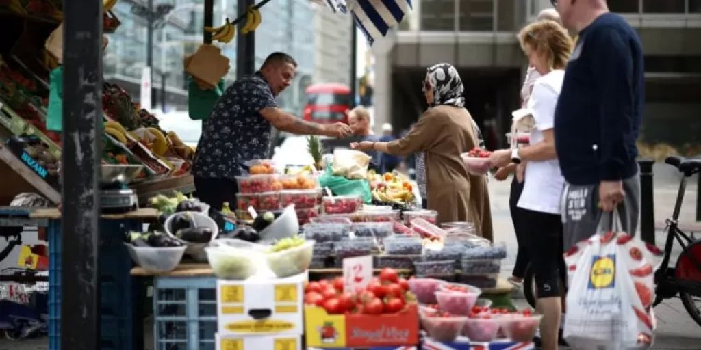 انخفاض طفيف في مبيعات التجزئة البريطانية خلال نوفمبر