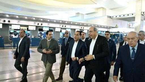 رئيس الوزراء: الدولة تحرص على تطوير المطارات وتحسين الخدمات دعمًا لمستهدفات زيادة... رئيس الوزراء: الدولة تحرص على تطوير المطارات وتحسين الخدمات دعمًا لمستهدفات زيادة أعداد السائحين