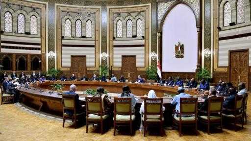 الرئيس السيسي: لا مجال لأي إجراءات أحادية تضر بحقوق الدول المتشاطئة في... الرئيس السيسي: لا مجال لأي إجراءات أحادية تضر بحقوق الدول المتشاطئة في الأنهار العابرة للحدود