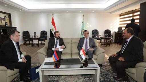 وزير الزراعة: مصر لتلبية احتياجات أرمينيا من السلع الاستراتيجية والفاكهة والخضروات