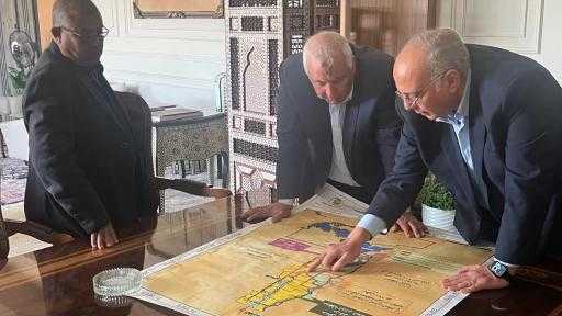 ”بحوث الصحراء” يُتابع المشروعات الزراعية المنفذة مع محافظ الوادي الجديد