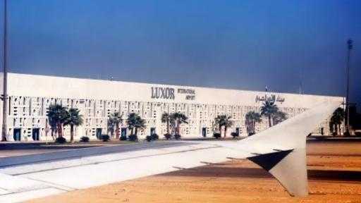 لمدة عامين.. مد العمل بتأشيرة الدخول الاضطرارية مجانًا للوافدين جوًا إلى مطاري... لمدة عامين.. مد العمل بتأشيرة الدخول الاضطرارية مجانًا للوافدين جوًا إلى مطاري الأقصر وأسوان