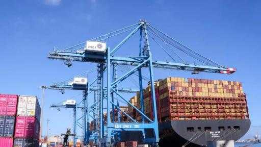 تراجع عجز الميزان التجاري لمصر 9% خلال 2025 مدعومًا بارتفاع الصادرات