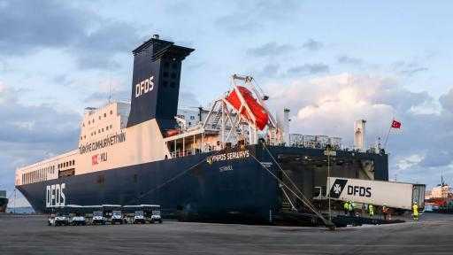 تضم ذرة وقمح وحديد.. ميناء دمياط يستقبل 72306 أطنان من البضائع تضم ذرة وقمح وحديد.. ميناء دمياط يستقبل 72306 أطنان من البضائع