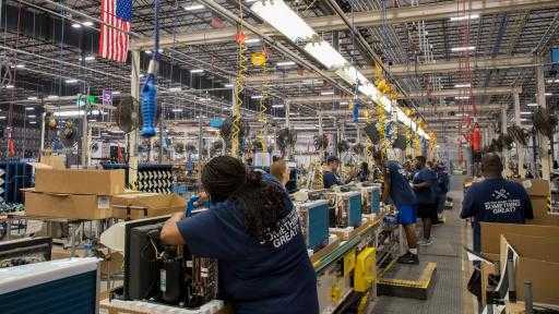 ارتفاع إنتاجية العمالة الأمريكية بأعلى وتيرة في عامين ارتفاع إنتاجية العمالة الأمريكية بأعلى وتيرة في عامين