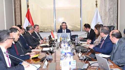 وزير التموين يبحث مع مركز المعلومات إطلاق ”كارت المفتش” لتحديث منظومة الرقابة